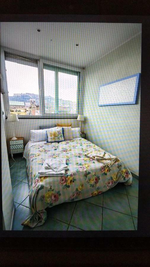 Bed and Breakfast La Casa Sui Tetti Neapel Exterior foto